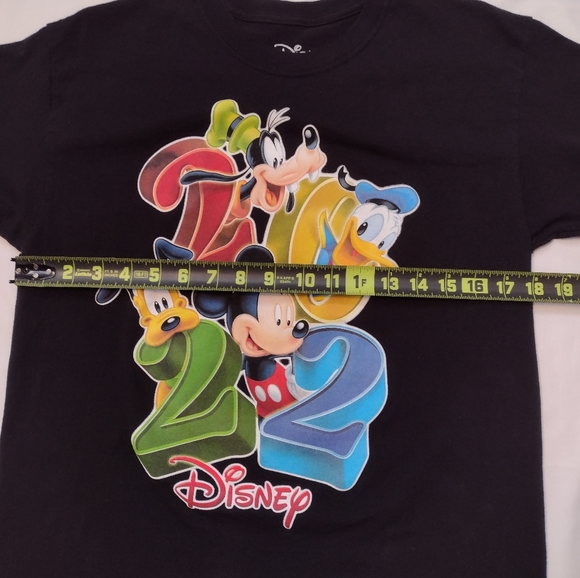 Disney 2022 T-Shirt Medium Black (read) - Picture 4 of 6